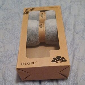 Raxifu Adult/Special Needs Bibs Set of 2